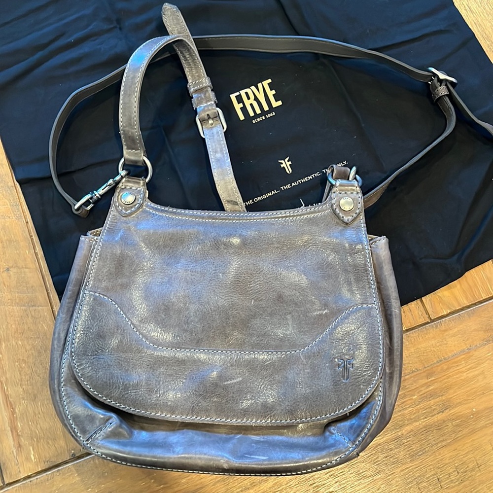 FRYE | Leather Ice Grey Saddle Crossbody Bag Purse Hobo Dust Bag New Without Tag